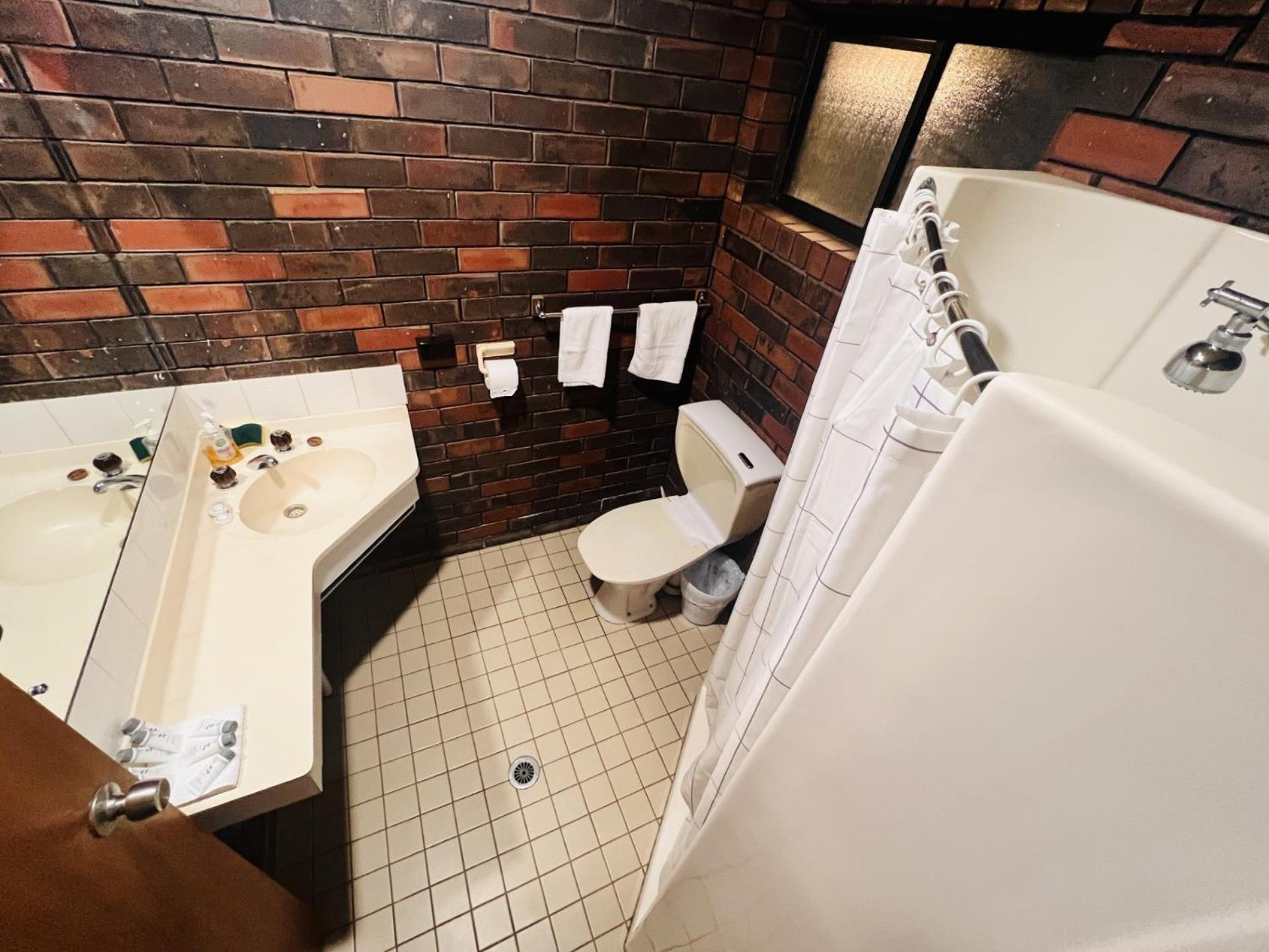 Two Rivers Motel Wentworth エクステリア 写真