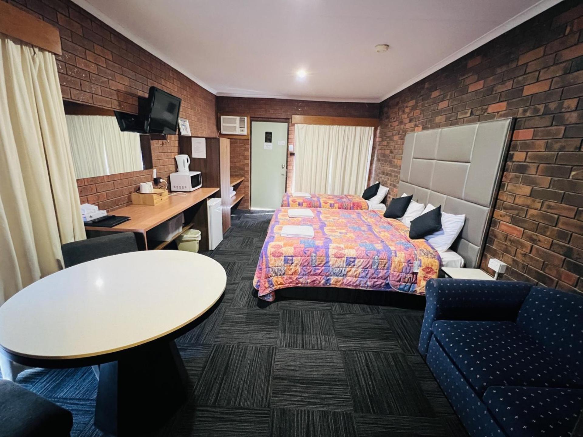 Two Rivers Motel Wentworth エクステリア 写真