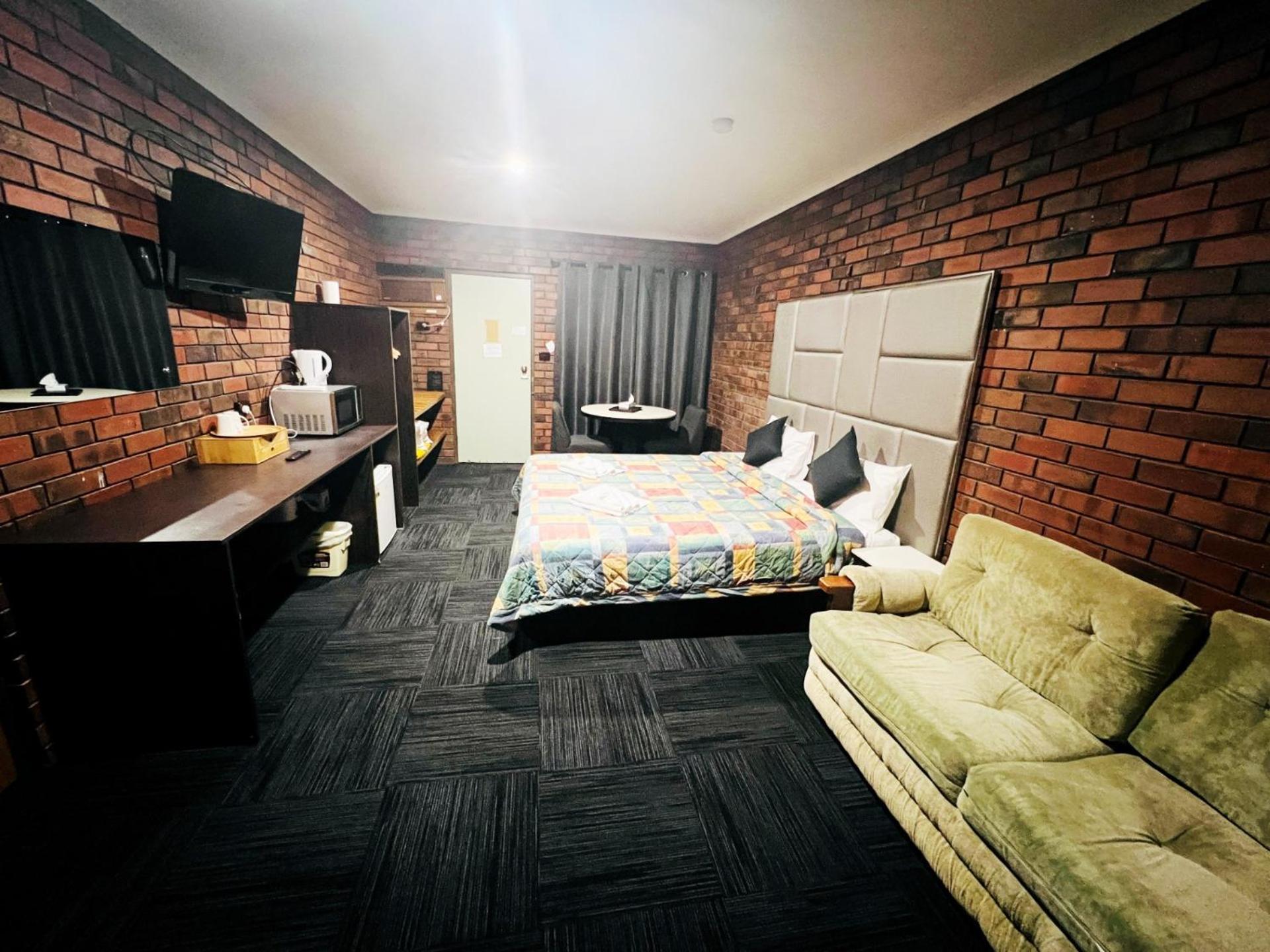 Two Rivers Motel Wentworth エクステリア 写真