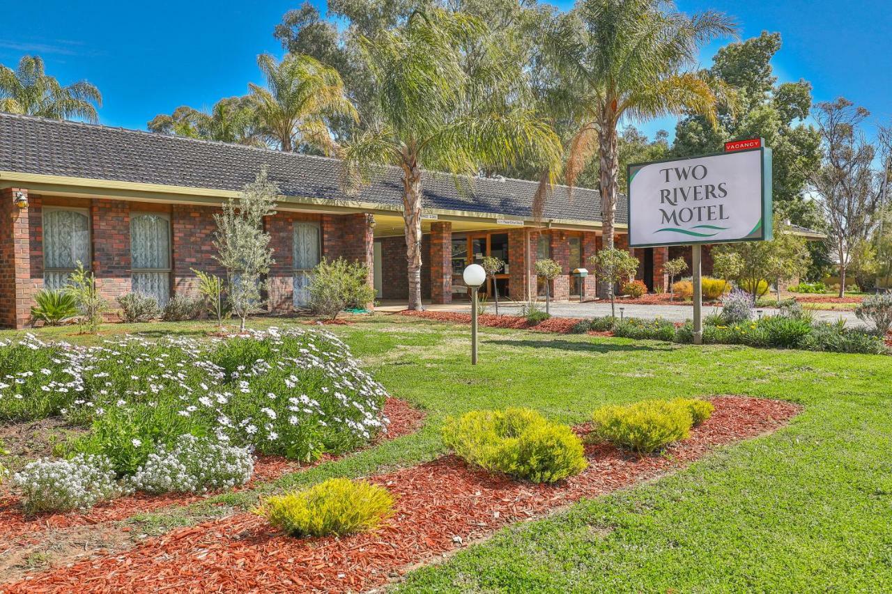 Two Rivers Motel Wentworth エクステリア 写真